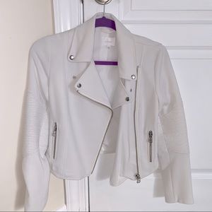 Aritzia Wilfred White Jacket